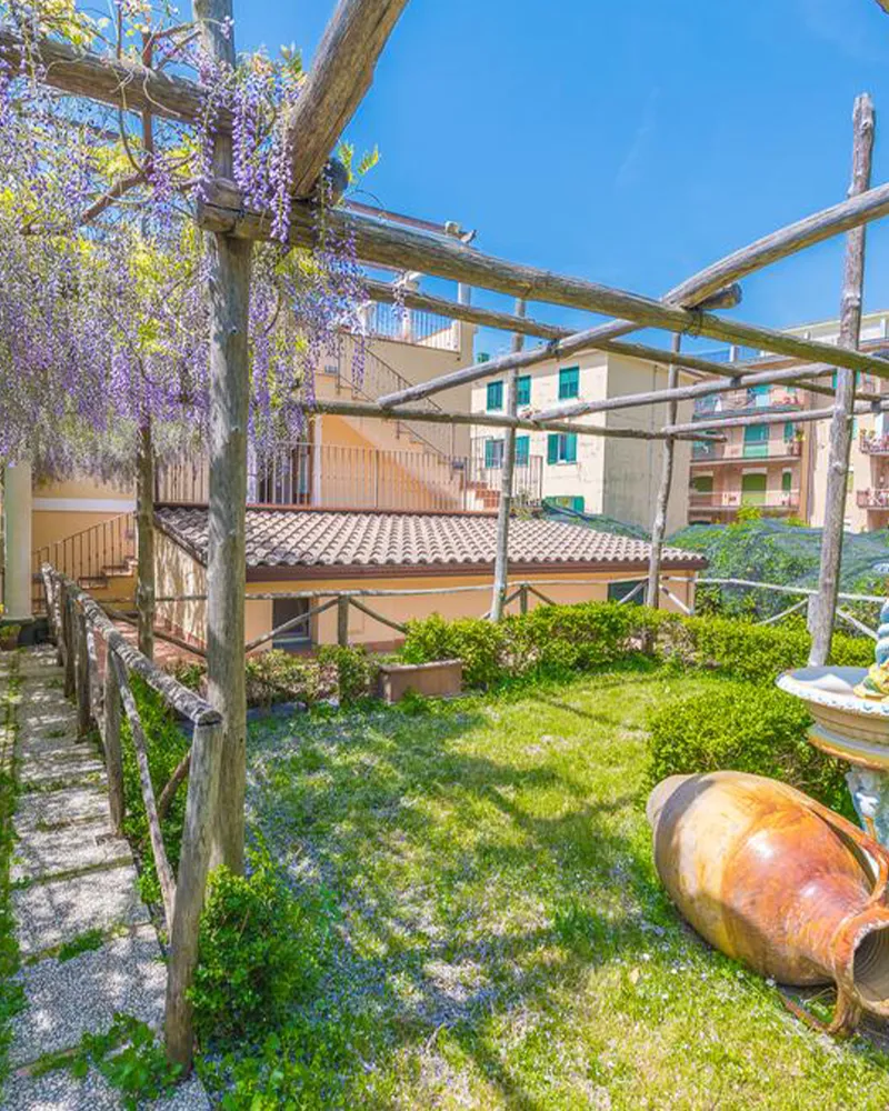 Pietra di Luna Residence